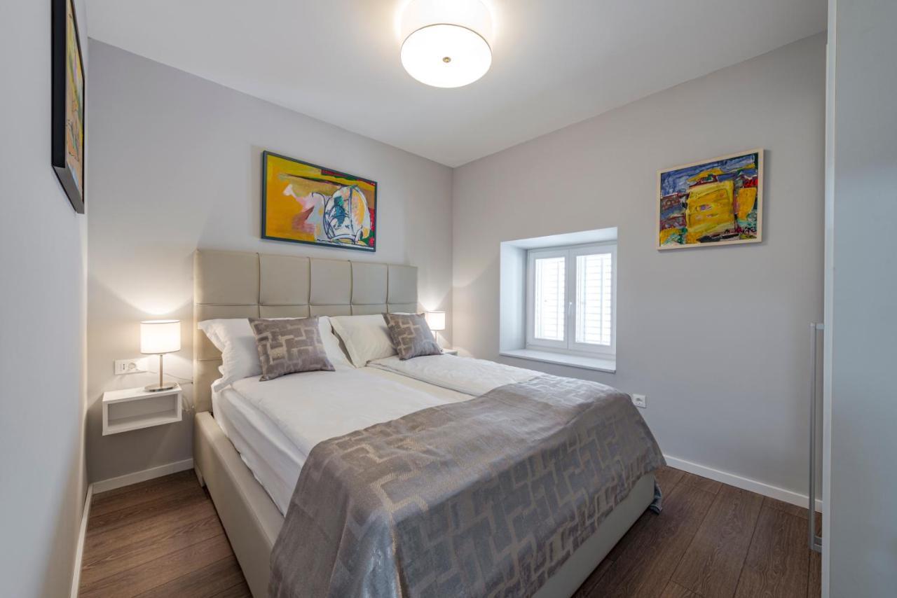 Flores Luxury Apartment *